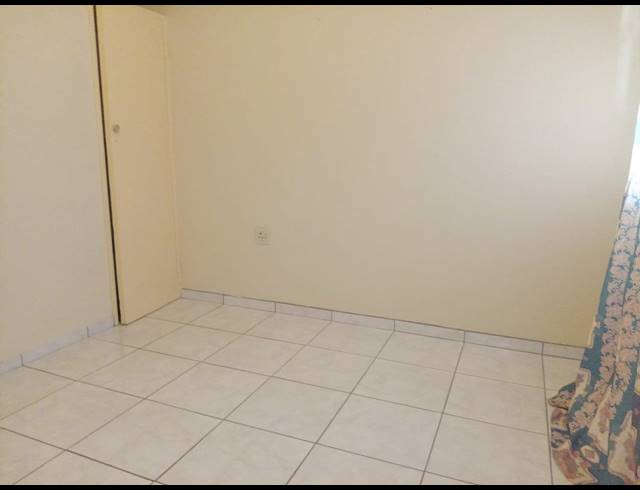 2 BEDROOM APARTMENT FOR SALE IN VANDERBIJLPARK CW 3